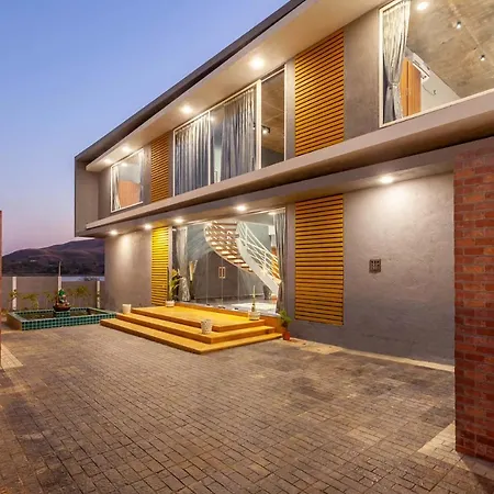 Stayvista's Bellisimo Panorama: Lakeside Retreat with Infinity Pool-3